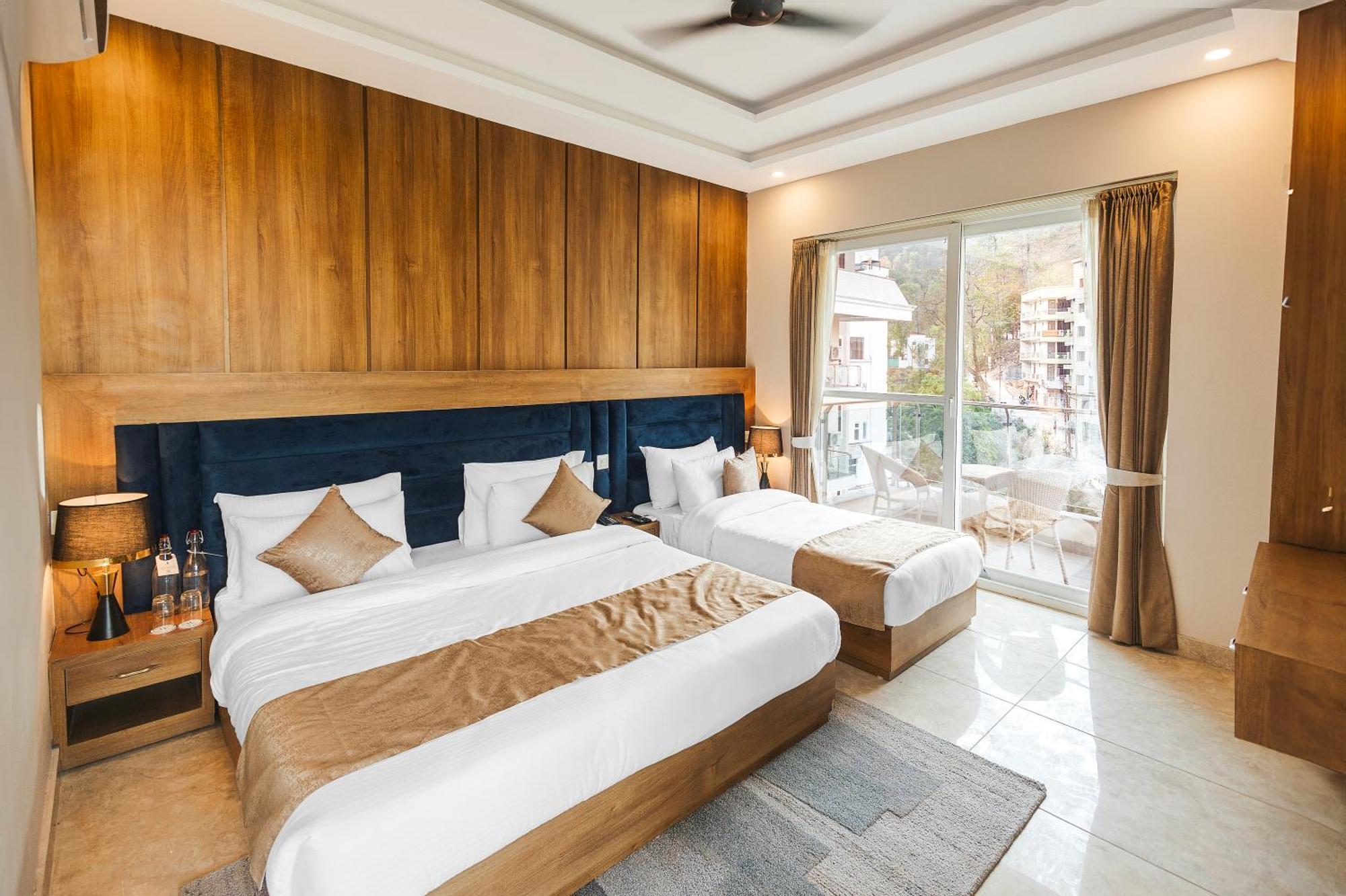Stone Wood Hotel, Rishīkesh Esterno foto