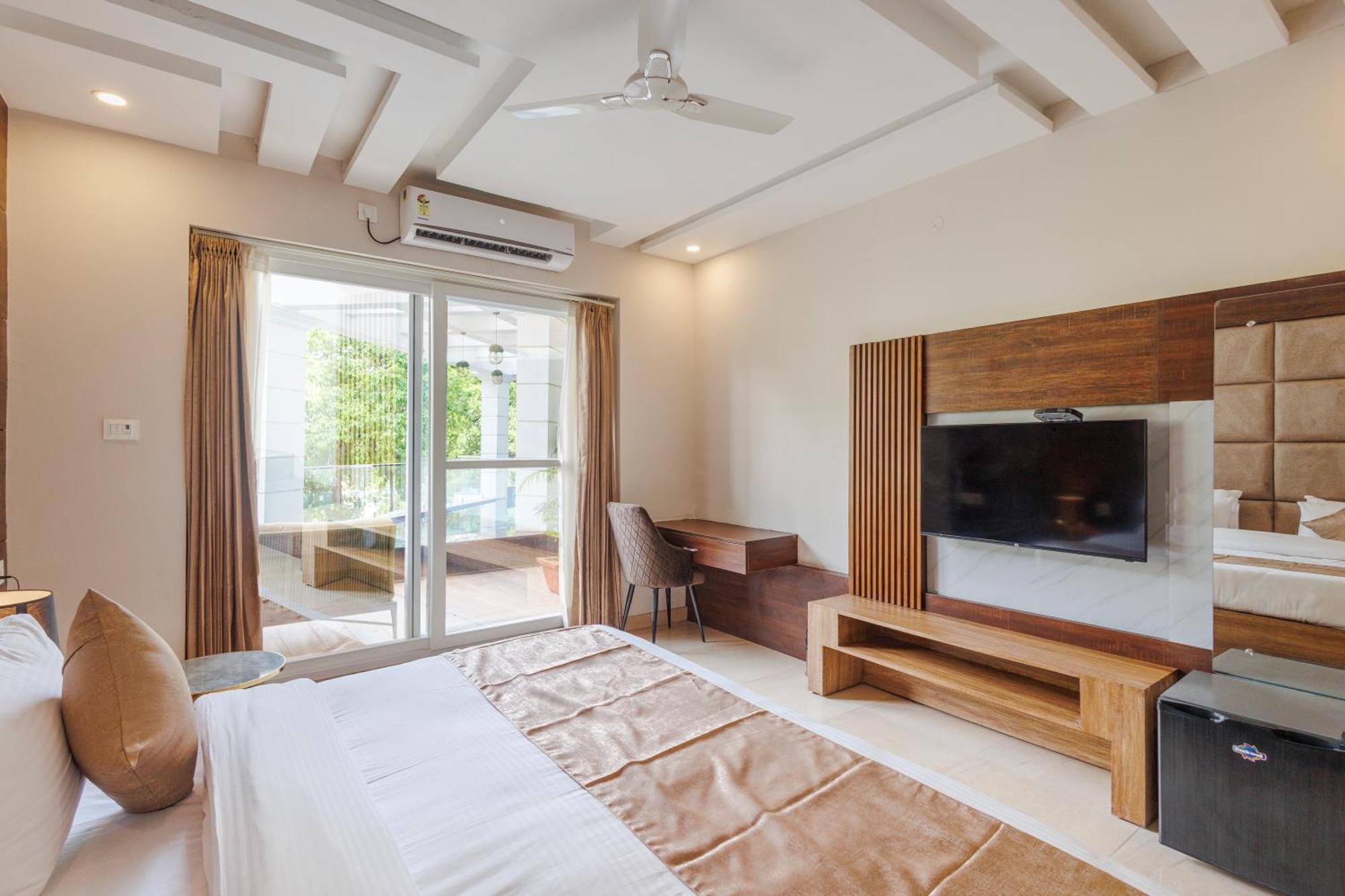 Stone Wood Hotel, Rishīkesh Esterno foto